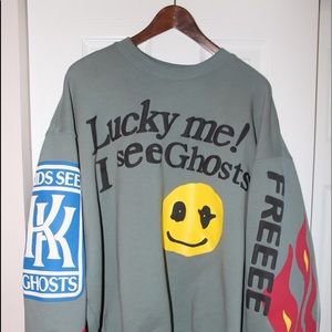 Lucky me I see ghost